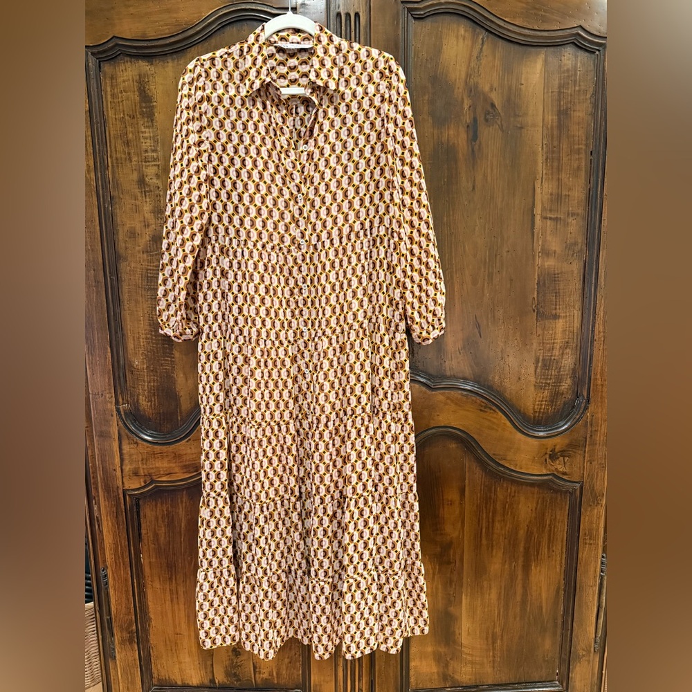 Gorgeous Zara woman maxi tiered dress w/ geometric pattern (nude slip) sz S